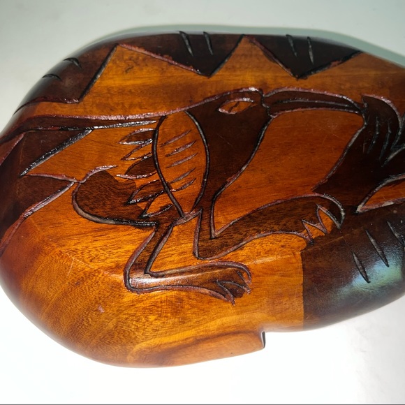 Wood Carved Leaf Design Serving Dish for Snacks Vintage Aruba Road Runner Floral - Picture 12 of 13